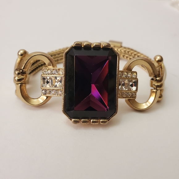 Faux amethyst gold tone statement costume bracelet - Picture 5 of 7